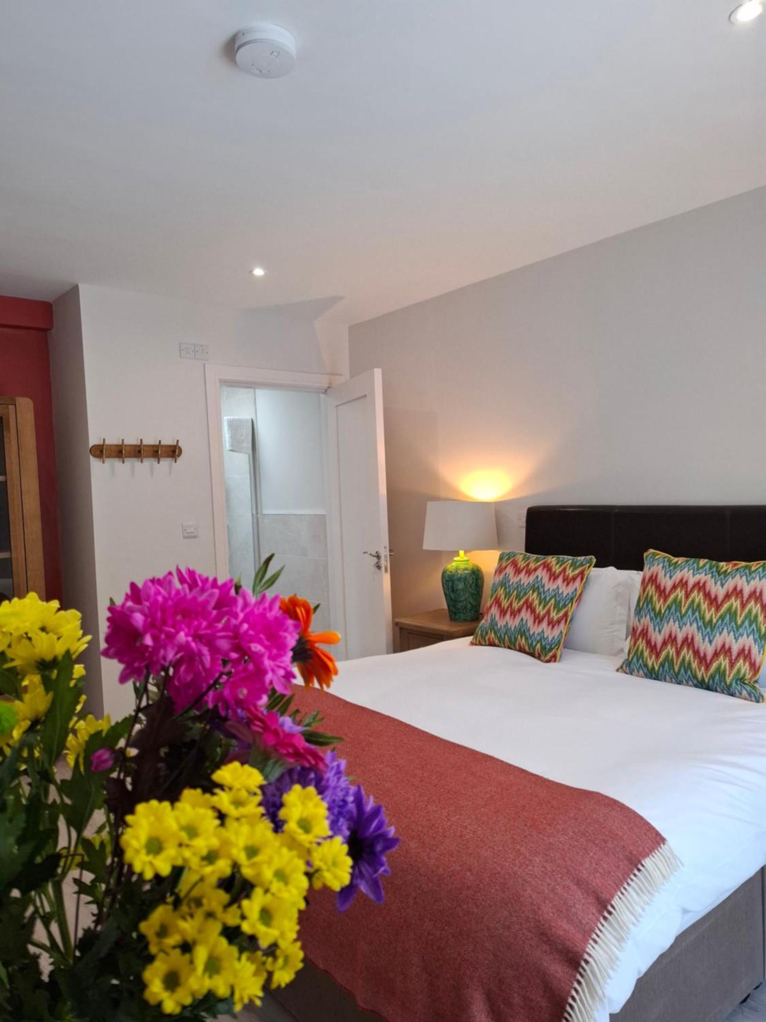 Granville House Apartments And Garden Suites Ballyferriter Buitenkant foto